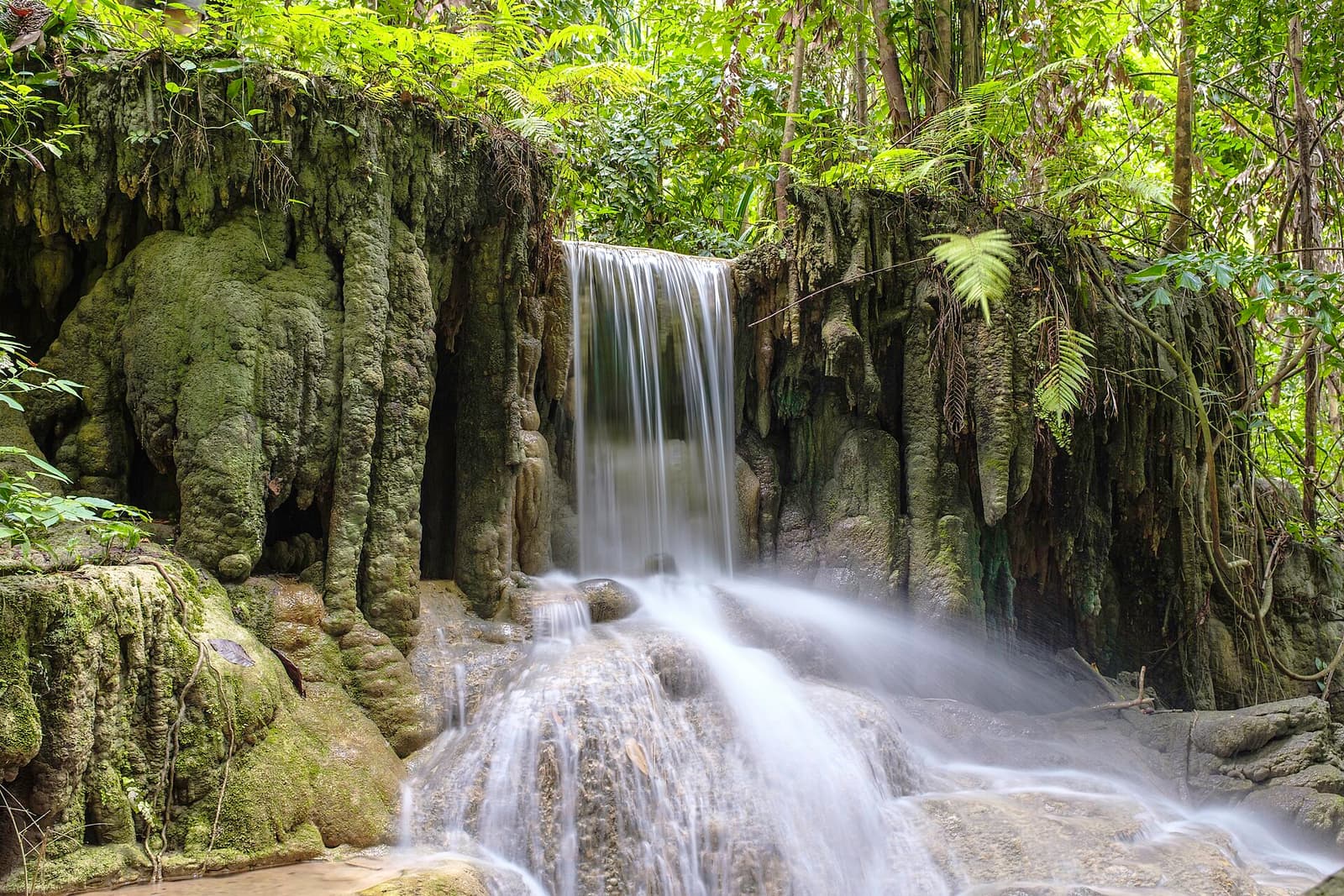 Kanchanaburi & Erawan